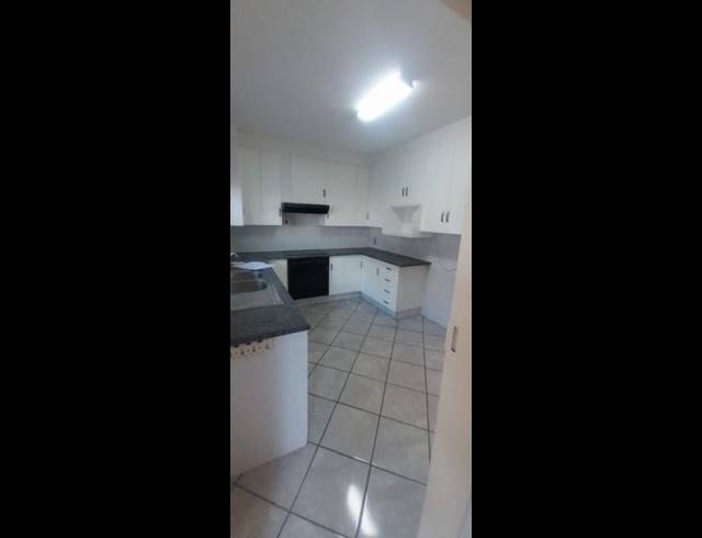 2 BEDROOM DUPLEX FOR SALE IN PRIMROSE HILL